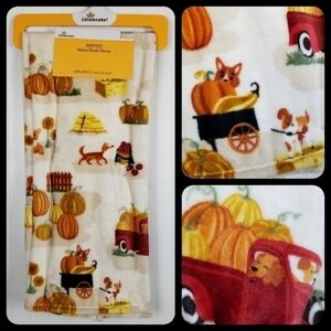 Fleece Throw Blanket NWT Plush Dogs Puppies Fall Pumpkin Patch Truck Sunflower